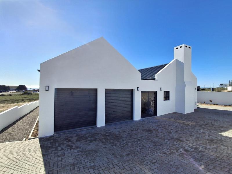4 Bedroom Property for Sale in Da Gama Bay Western Cape